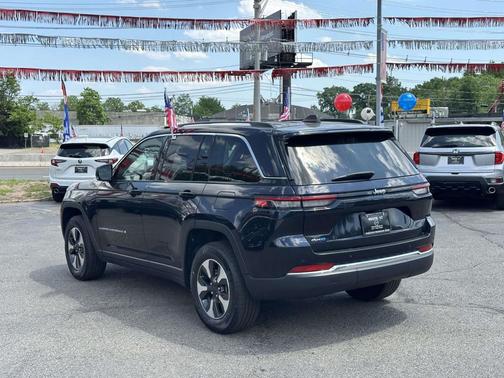 Midnight Sky 2024 Jeep Grand Cherokee 4xe Base