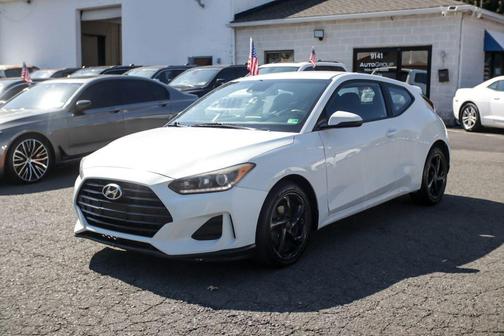 2019 Hyundai Veloster 2