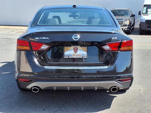 2021 Nissan Altima SR FWD