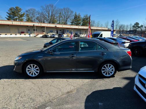 2014 Toyota Camry Hybrid XLE