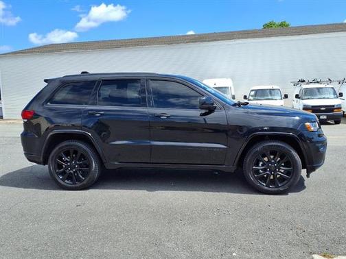 2020 Jeep Grand Cherokee Altitude