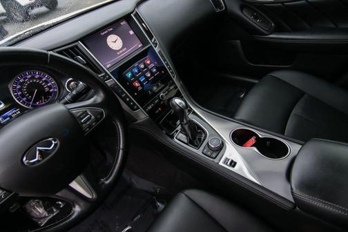 2017 INFINITI Q50 Base