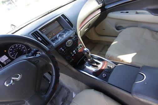 2012 INFINITI G37x Base