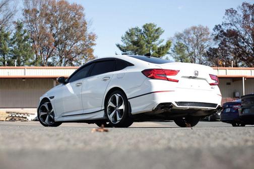 2019 Honda Accord Touring 2.0T