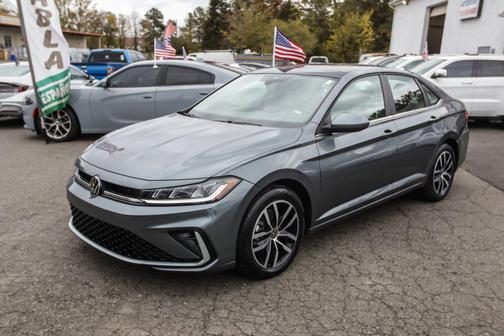 2025 Volkswagen Jetta 1.5T SE