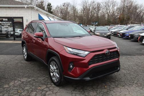 2025 Toyota RAV4 XLE Premium