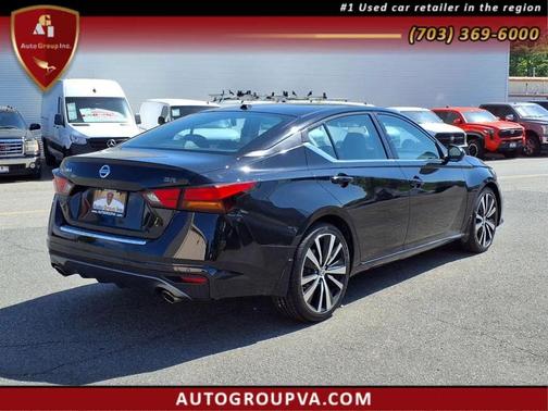 2021 Nissan Altima SR FWD