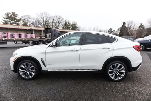 2016 BMW X6 xDrive50i