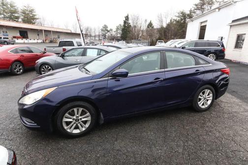 2013 Hyundai SONATA GLS