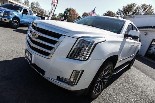 2019 Cadillac Escalade ESV Sport