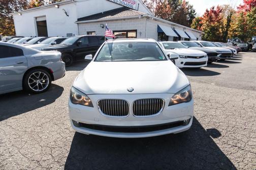 2012 BMW 750 i xDrive