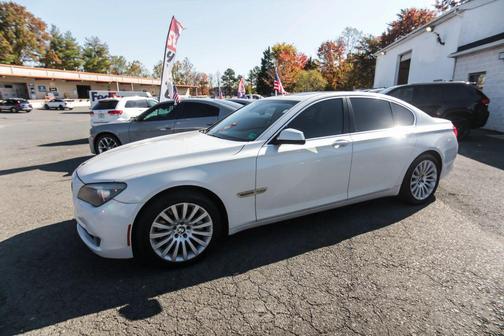 2012 BMW 750 i xDrive