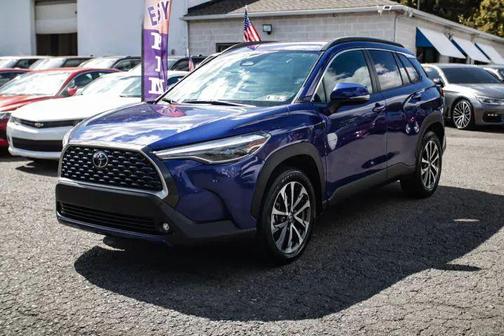 2023 Toyota Corolla Cross XLE