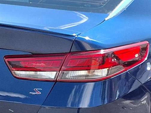 2018 Kia Optima S