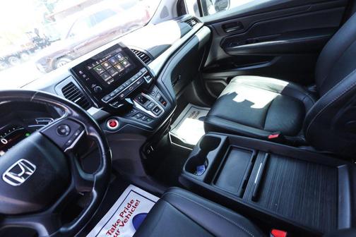 White 2021 Honda Odyssey EX-L