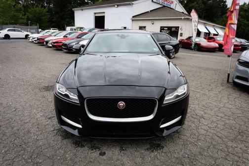 Black 2018 Jaguar XF 25t R-Sport