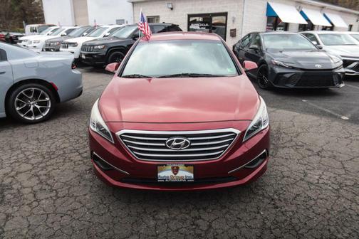 2016 Hyundai SONATA SE