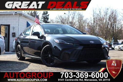 2025 Toyota Camry SE