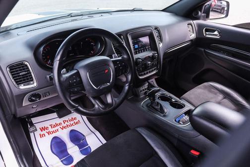White 2018 Dodge Durango GT