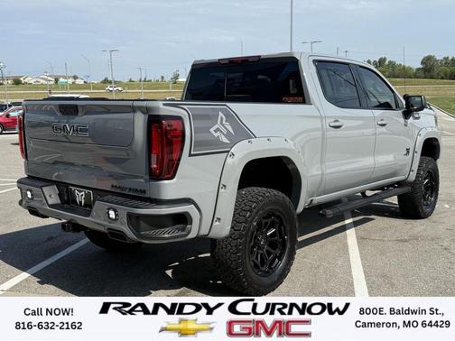 2025 GMC Sierra 1500 AT4