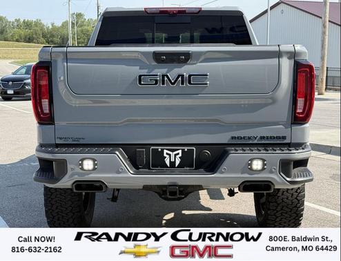 2025 GMC Sierra 1500 AT4