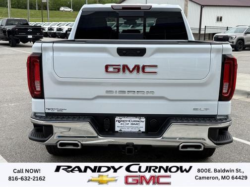 Glacier White Tricoat 2026 GMC Sierra 1500 SLT