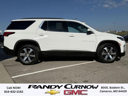 2023 Chevrolet Traverse LT Leather