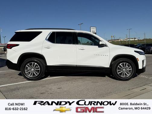 2023 Chevrolet Traverse LT Cloth