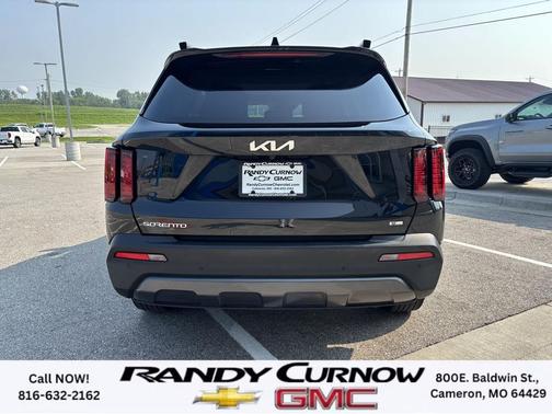 2023 Kia Sorento S