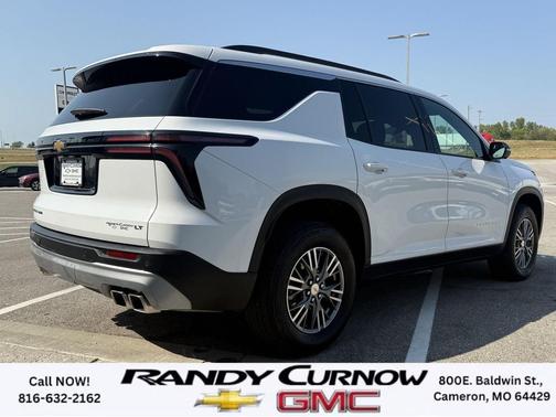 2024 Chevrolet Traverse LT