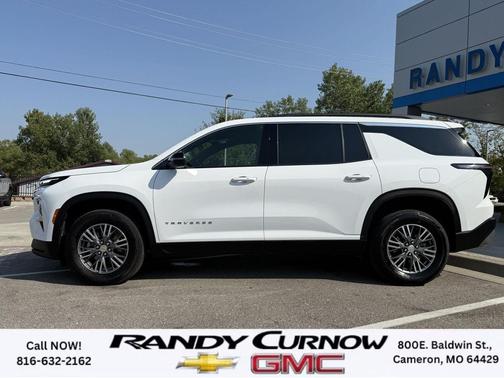 2024 Chevrolet Traverse LT
