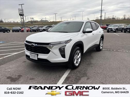 2025 Chevrolet Trax LS