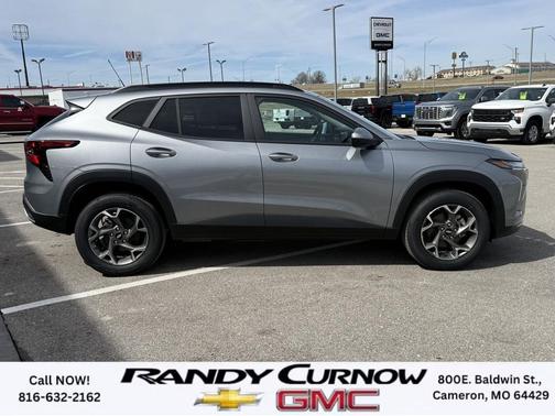 Sterling Gray Metallic 2026 Chevrolet Trax LT