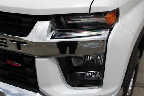 2023 Chevrolet Silverado 3500 LT