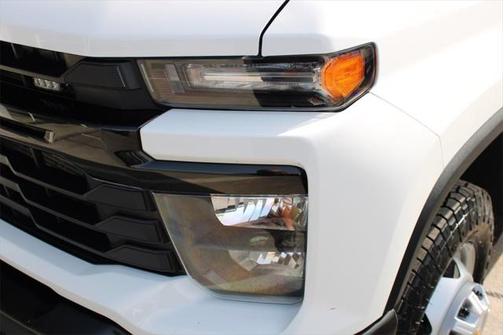 2024 Chevrolet Silverado 3500 WT