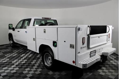 2023 Chevrolet Silverado 3500 WT