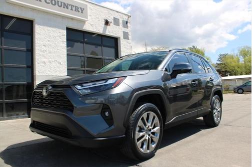 2023 Toyota RAV4 XLE Premium