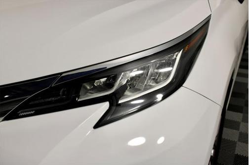 2023 Toyota Sienna LE