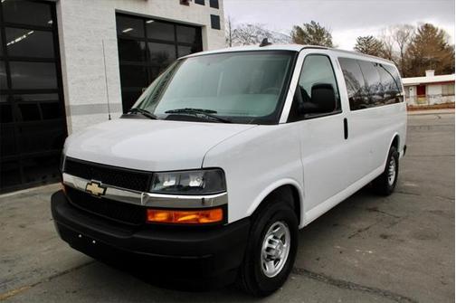 2018 Chevrolet Express 2500 LS