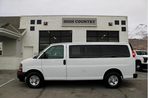 2018 Chevrolet Express 2500 LS