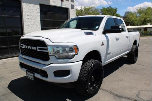2022 RAM 2500 Big Horn Crew Cab 4x4 6'4' Box