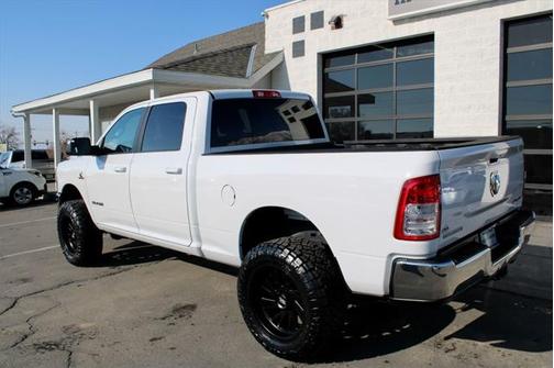 2022 RAM 2500 Big Horn Crew Cab 4x4 6'4' Box