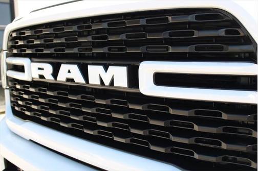 2022 RAM 2500 Big Horn Crew Cab 4x4 6'4' Box