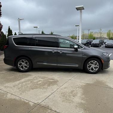2023 Chrysler Pacifica Limited