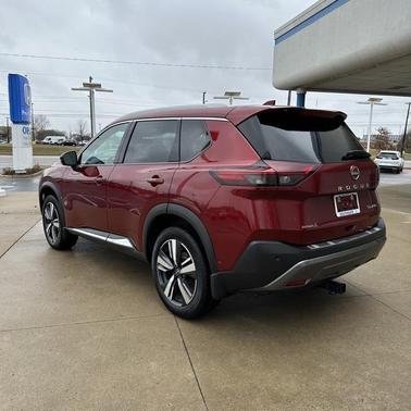 2022 Nissan Rogue SL