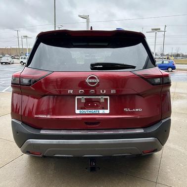 2022 Nissan Rogue SL