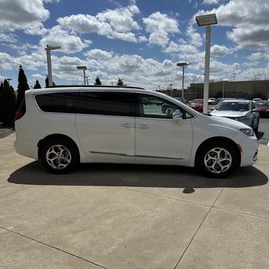 2022 Chrysler Pacifica Limited