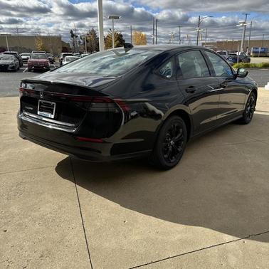 2025 Honda Accord Sport SE 1.5T