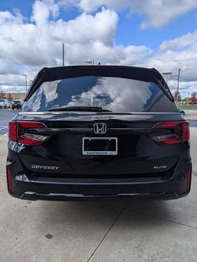 2025 Honda Odyssey Elite