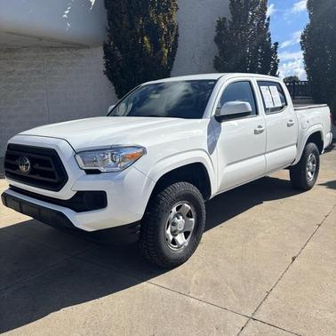2022 Toyota Tacoma SR